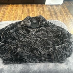 Lululemon Athletica Overside Sherpa Cropped Scuba Funnel neck quarter zip